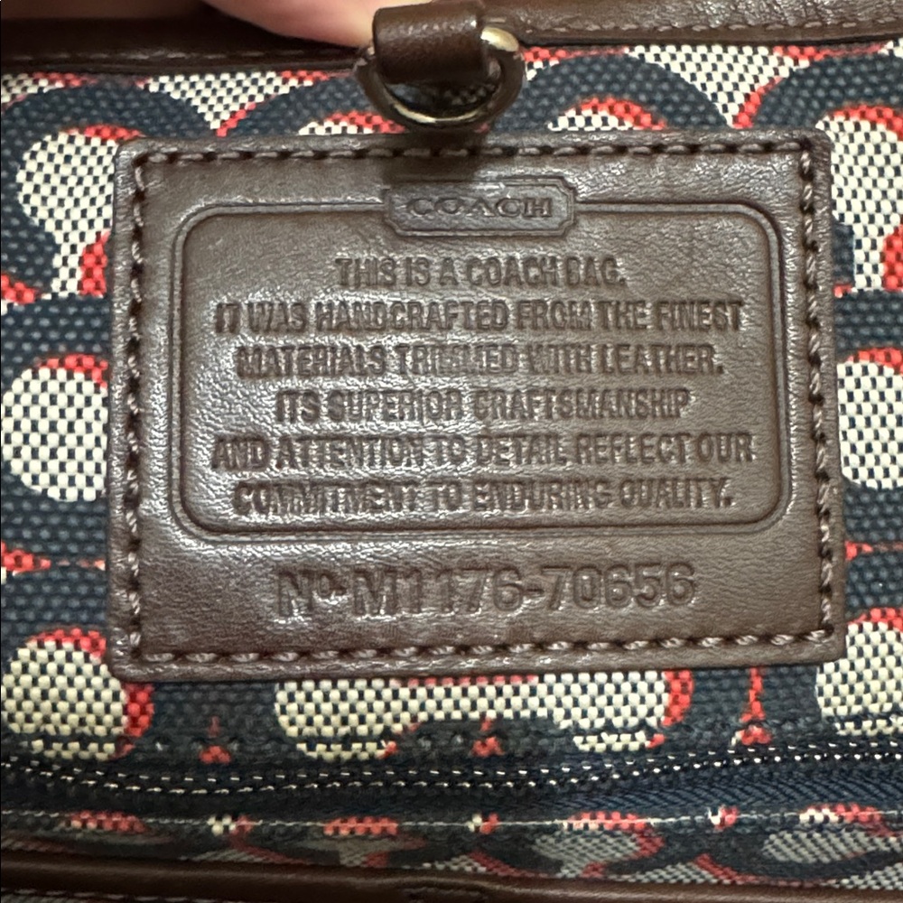 Coach Weekender Bag - Picture 12 of 16